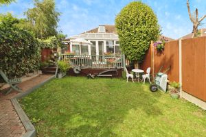 BEAUMONT AVENUE- click for photo gallery